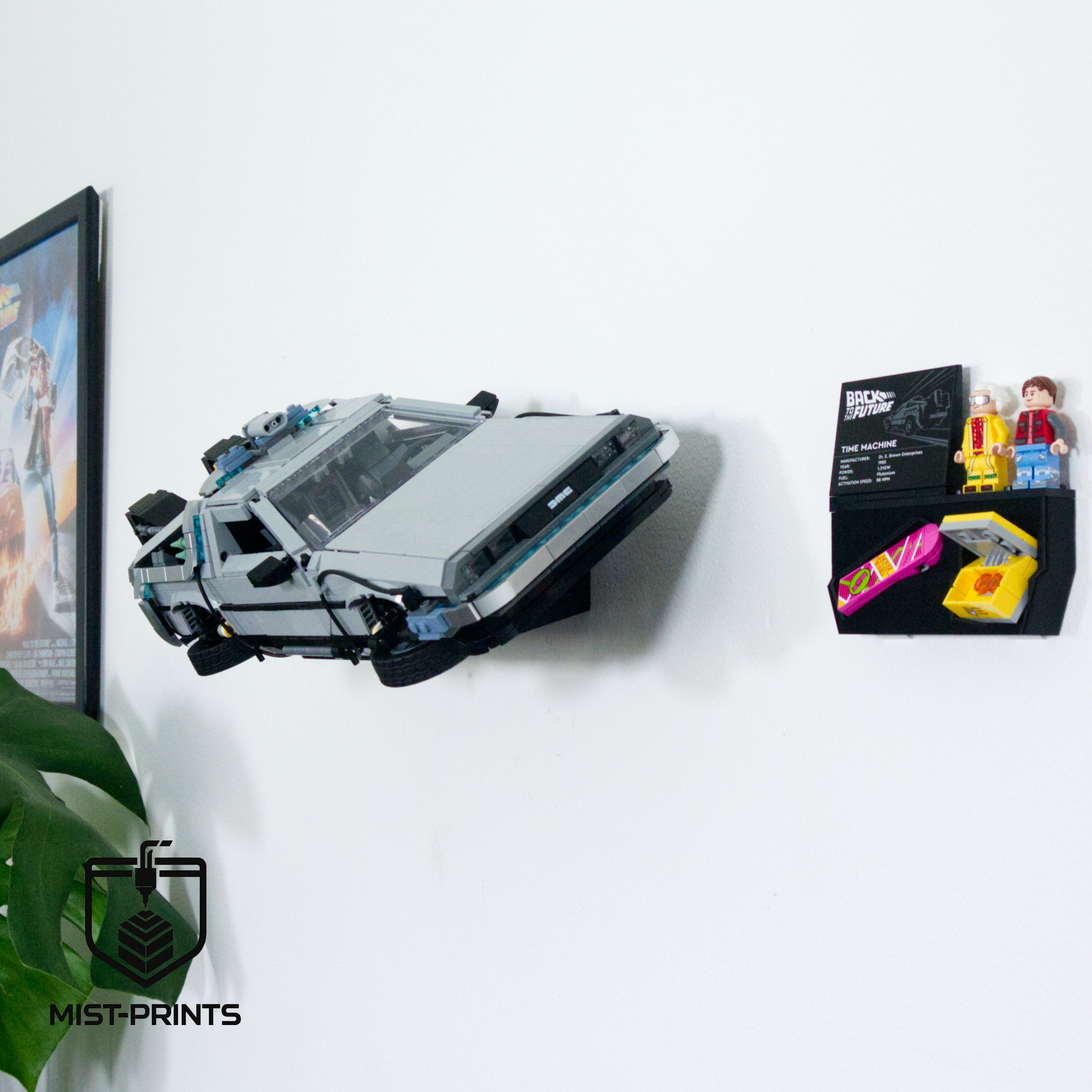 Premium Wandbeugel – Compatibel met LEGO® Back to the Future Time Machine 10300