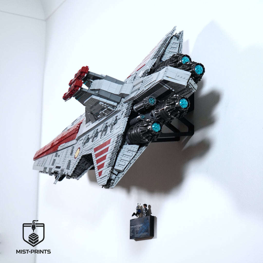 Premium Wandbeugel – Compatibel met LEGO® Star Wars™ UCS Venator-Class Republic Attack Cruiser™ 75367