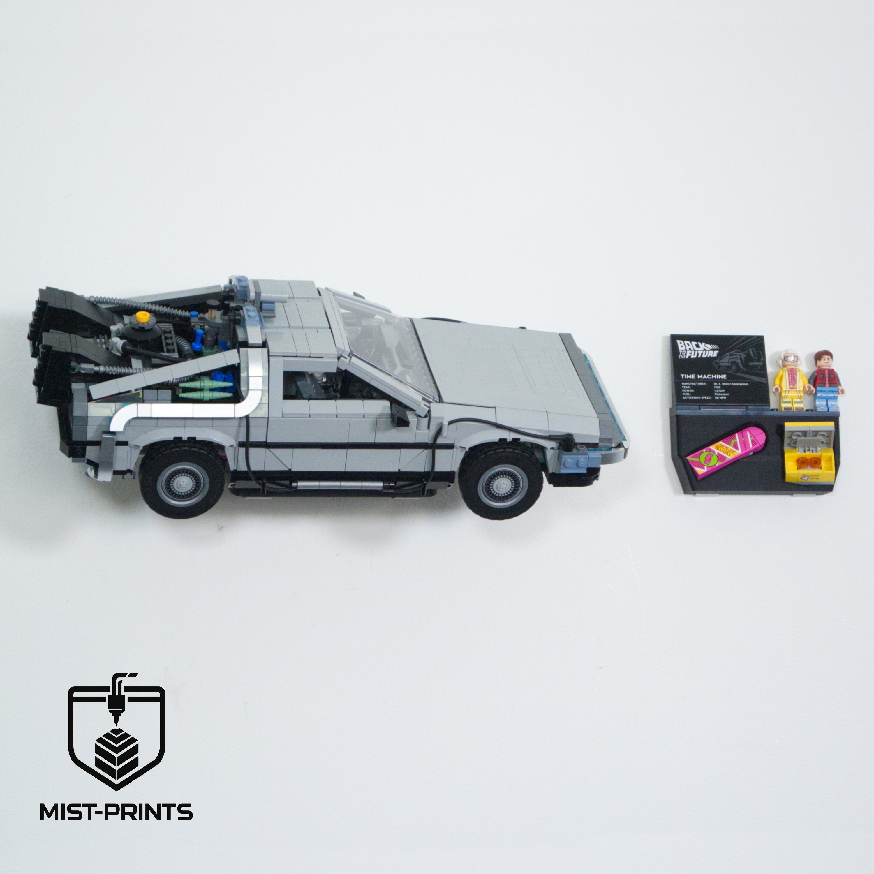 Premium Wandbeugel – Compatibel met LEGO® Back to the Future Time Machine 10300