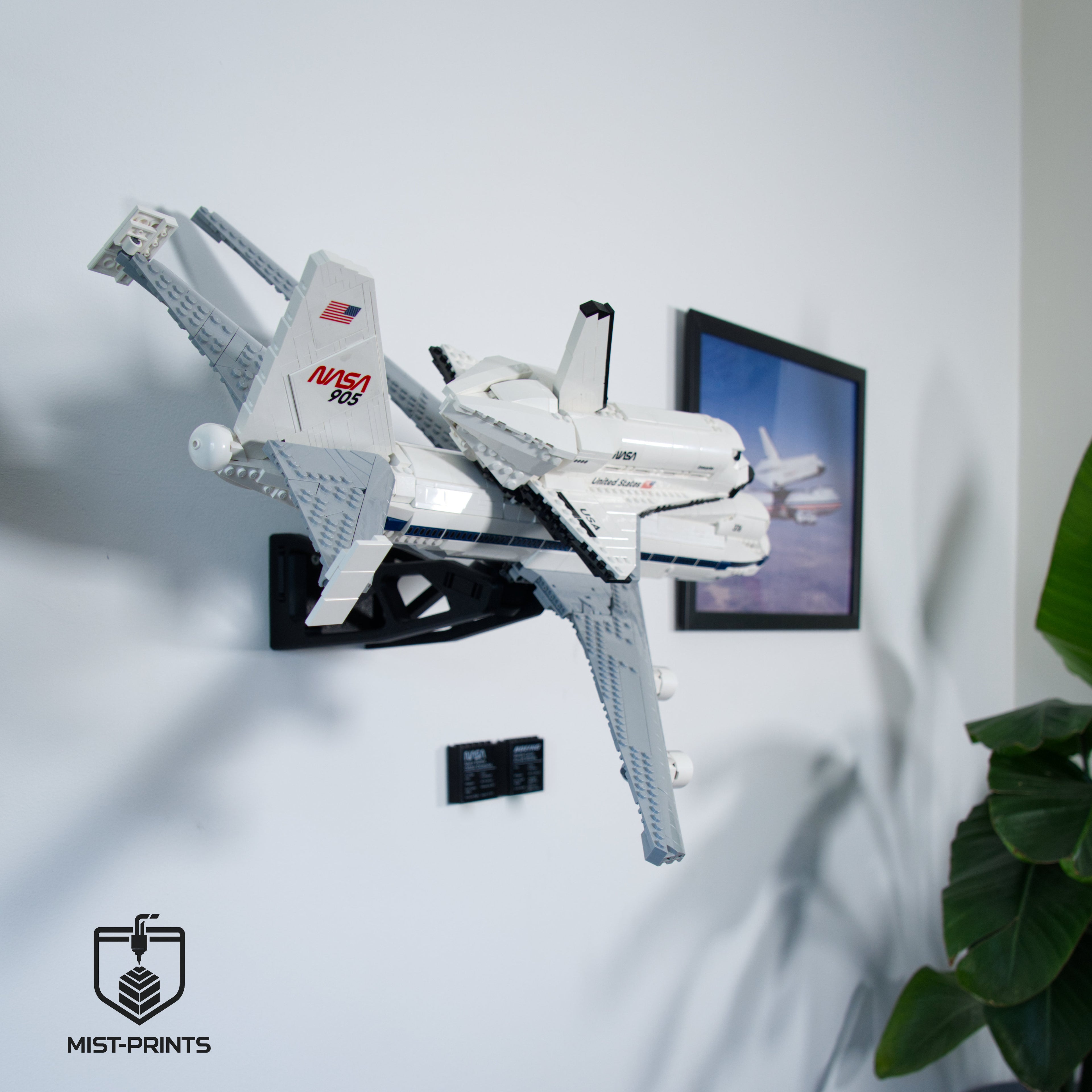 Premium Wandbeugel – Compatibel met LEGO® Icons Shuttle Carrier Aircraft 10360