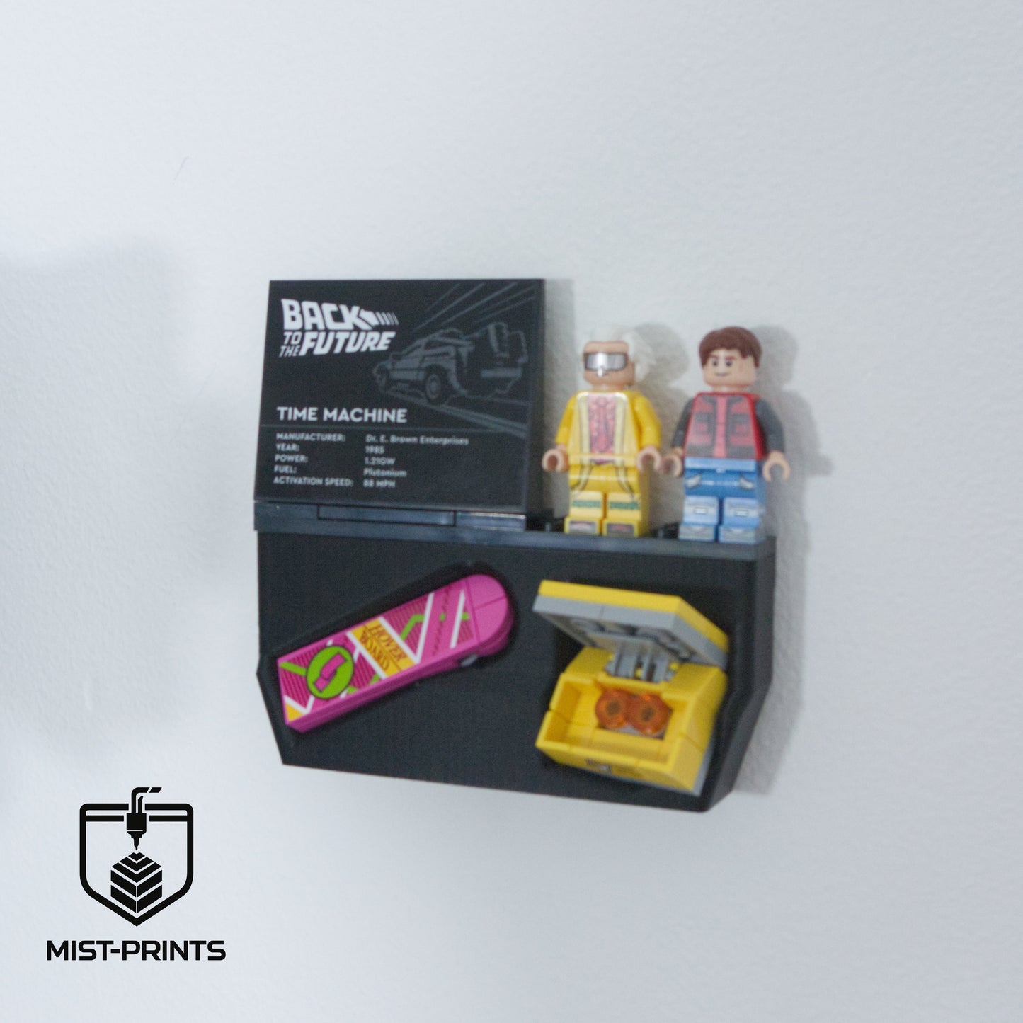 Premium Wandbeugel – Compatibel met LEGO® Back to the Future Time Machine 10300